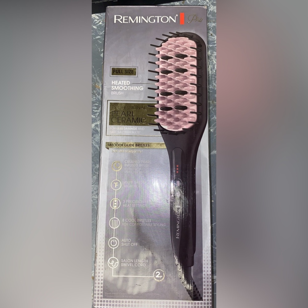 Remington pro full size heated smoothing brush !!NEW!!